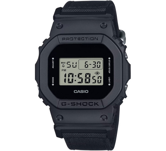 Наручные часы мужские Casio DW-5600BCE-1