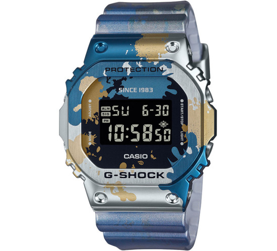 Японские  часы Casio GM-5600SS-1E